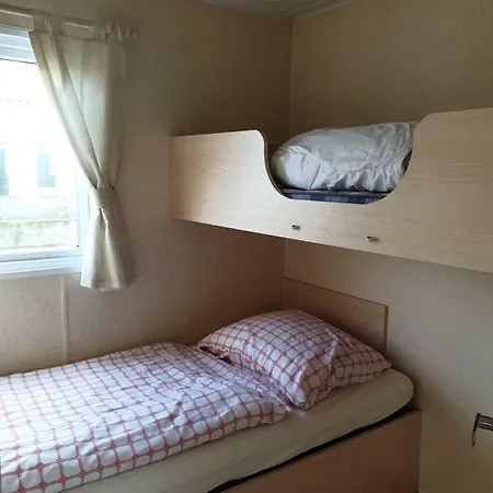 Noordholland Vakantie Chalet Кемпинг